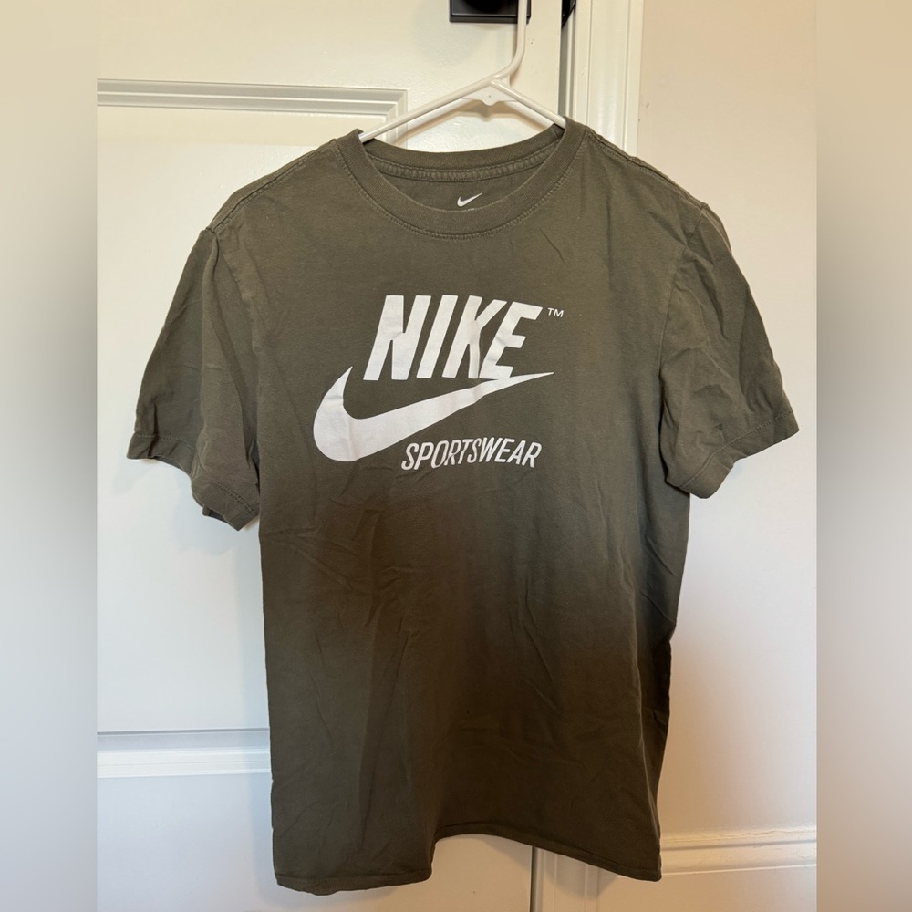 The Nike Tee